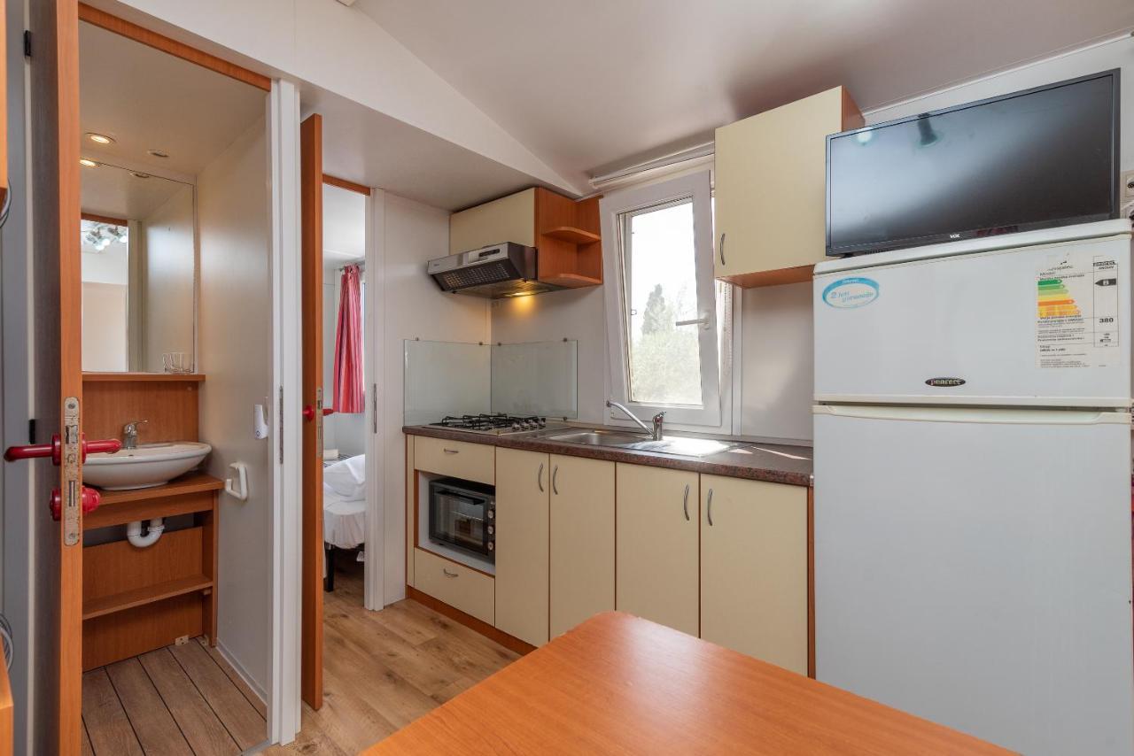 'Olive Grove' Camping House-Near The Beach Divulje المظهر الخارجي الصورة